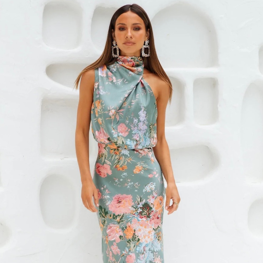 Hello Molly Switch Over Maxi Dress in Green